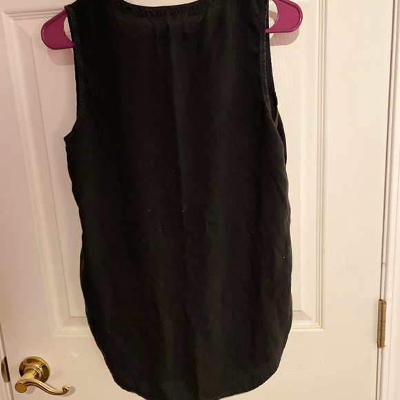 Universal Thread Top - Picture 4 of 4